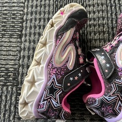 女児 スニーカー SKECHERSの画像