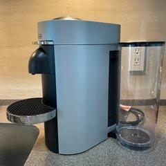 ネスプレッソ Nespresso マシーン Delonghi デロンギ