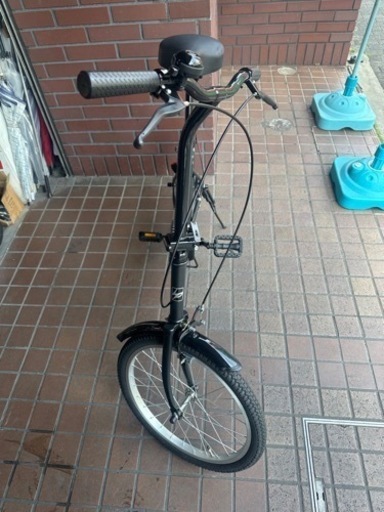 ★美品★20インチ　シングルスピード折り畳み自転車　ブラック