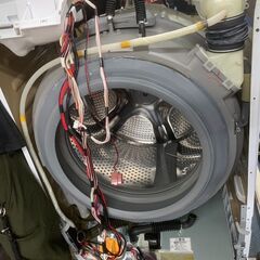 家電製品の修理の画像