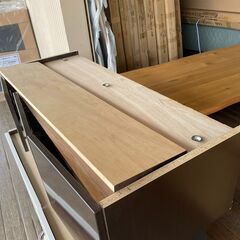 モダン　収納箱　上置き　収納ボックス　収納ケース　耐震ラッチつき　プッシュ扉　上置　可動棚付き　未使用品　美品の画像