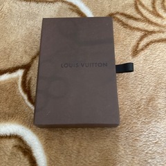 ルイ　ヴィトンの空箱