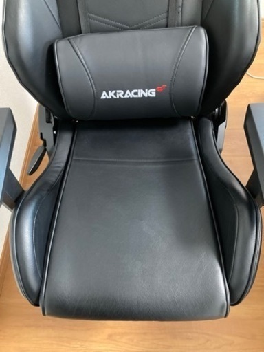 AKRACING  ゲーミングチェア　ブラック　OVERTURE