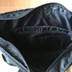 【お取引中】無料！　PC用バッグ  ショルダー付きの画像