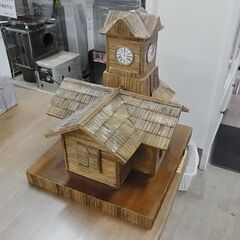セール中につき、通常特価3,278円より半額の1639円!　木製　札幌時計台　オブジェ　インテリア　置物　飾りの画像