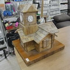 セール中につき、通常特価3,278円より半額の1639円!　木製　札幌時計台　オブジェ　インテリア　置物　飾りの画像