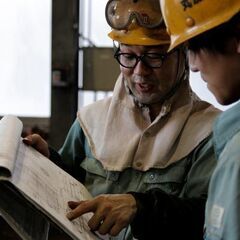 構内作業員/資格取得全額会社負担！/普通免許だけでOK！/引っ越...