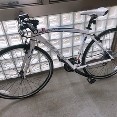 クロスバイク Fuji SPARROW 8×3の24段 の画像