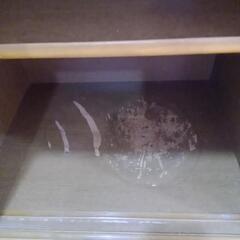 大きな食器棚の画像