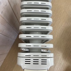 無料！デロンギ☆オイルヒーター☆動作確認済み☆難有【こちらは店舗です。浜村鹿野温泉ICから3分 買取本舗 宮本リサイクル 営業時間９～１９時 定休日水曜日】の画像