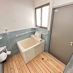 海老名市平屋⭐️広い庭付き！ウッドデッキ！屋根付き駐車場無料！バイク相談！礼金0！エアコン新品2台！リフォーム済み！ - 賃貸（マンション/一戸建て）
