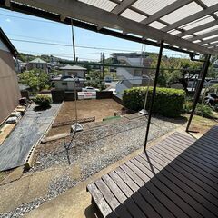 海老名市平屋⭐️広い庭付き！ウッドデッキ！屋根付き駐車場無料！バイク相談！礼金0！エアコン新品2台！リフォーム済み！ − 神奈川県
