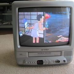 ＶＨＳビデオ付　14型テレビデオ