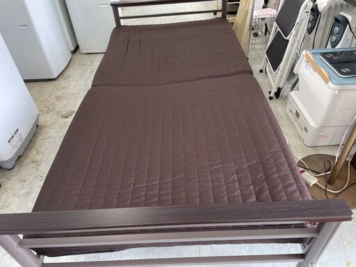 ニトリ折りたたみベッド３人掛けソファ　サイズ	幅95×奥行189×高さ45cm