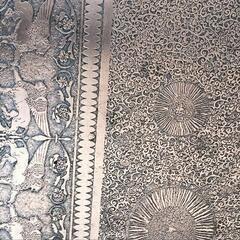 テーブル！彫刻がおしゃれです。の画像