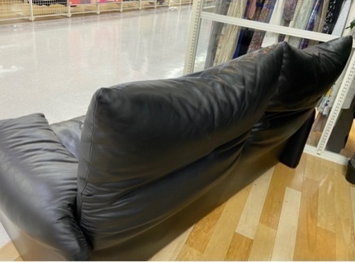 Cassina(カッシーナ)、マラルンガソファー【トレジャーファクトリーラパーク岸和田店】