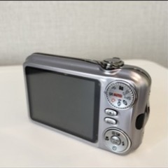 FUJIFILM フジフイルム FinePix JX300 シルバーの画像
