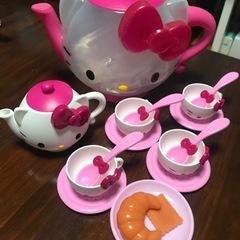 キティ　おままごと