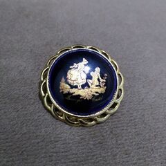limoges castel ブローチの画像