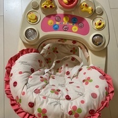 ベビー　歩行器　