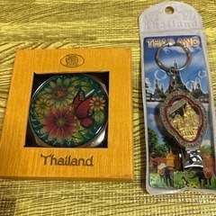拡大鏡つきコンパクトミラー　両面柄　未使用品♪