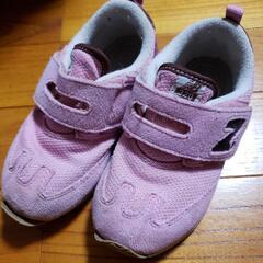 16cmと17cm 靴 女の子の画像