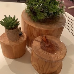 丸太のオブジェ　大きい