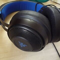 RAZER　ゲーミングヘッドフォン　8000円ぐらいの品
