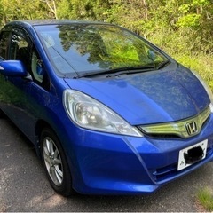 ホンダ フィット ハイブリッド⬛ 車検: 令和06年03月