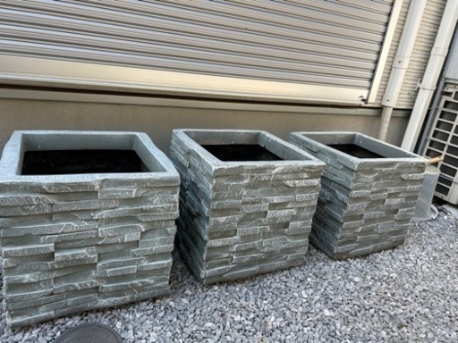 コバ積みプランター41型55L(FRP製　３つ)