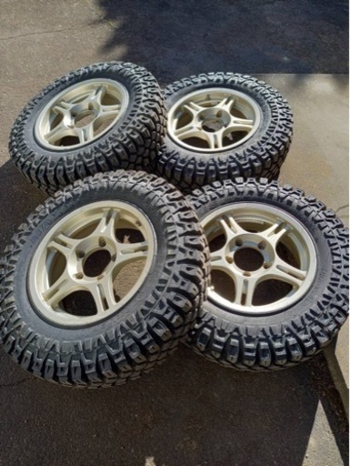 ジムニー　タイヤホイールセット