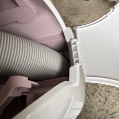 シャープ プラズマクラスターふとん乾燥機 UD-AF1-Wの画像