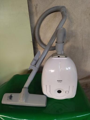 紙パック式　掃除機