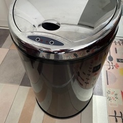 自動開閉式　ゴミ箱　ジャンク
