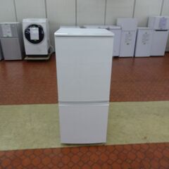 ID 343542　２ドア　シャープ　137L　２０１７年製　SJ-D14C-W