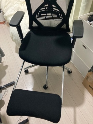 急ぎ！取りに来れる方限定 チェア 格納式オットマン付き