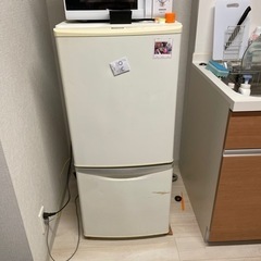冷蔵庫　  4/12までに引き渡し希望