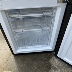 2021年製アイリスオーヤマ冷蔵庫　黒　きれいの画像