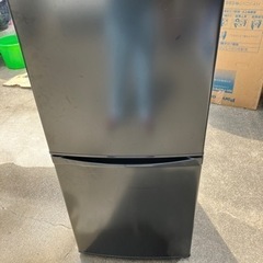 2021年製アイリスオーヤマ冷蔵庫　黒　きれいの画像