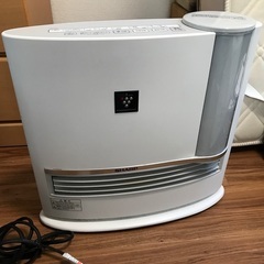 Sharpセラミックファンヒーター　加湿機能付き