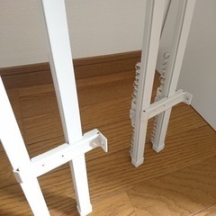 カーテンレール　白の画像
