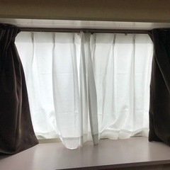 カーテン(レースカーテン付き)の画像