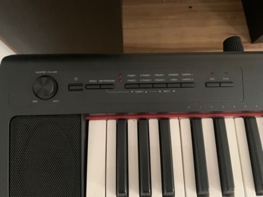 ガレージセール⭐️YAMAHA NPー32 電子ピアノ　スタンド付き