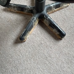 くるくる回る椅子の画像