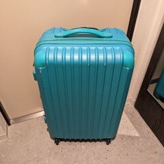 スーツケース