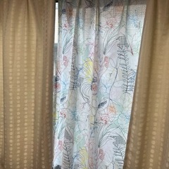 遮光カーテン　レースカーテン　８枚セット　中古の画像