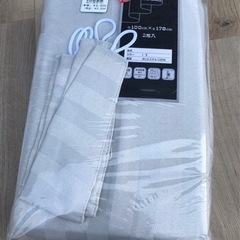 ドレープカーテン　形状記憶加工　２枚入