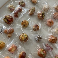ミニチュアパン🥖🍞♥️ １個50円✨️ セット売り可能🌈 ハンド...
