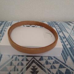サークルブレスレット　サドルレザー　ヌメ革　ハンドメイド　縫い目繋ぎ目無しの画像
