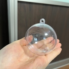 透明カプセル　ホルダー付　39個の画像